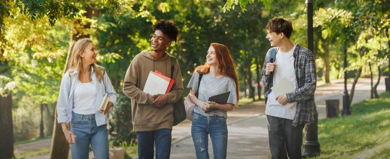 10 Personal, Academic & Career Benefits of Studying Abroad