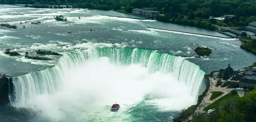 An International Student's Guide to study in Canada 2021