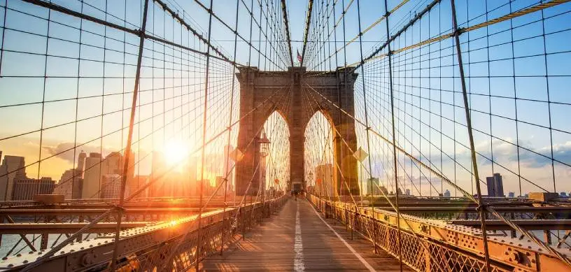 New York: The American Hub of Education New York: The American Hub of Education