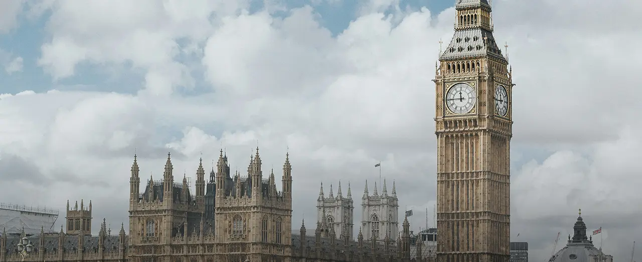 Top 10 reasons to study in UK